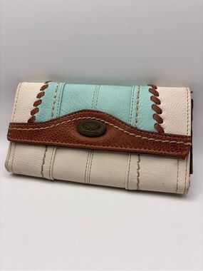 b.o.c. Tri-Tone Leather Wallet in Cream, Turquoise & Brown Snap Closure Clutch